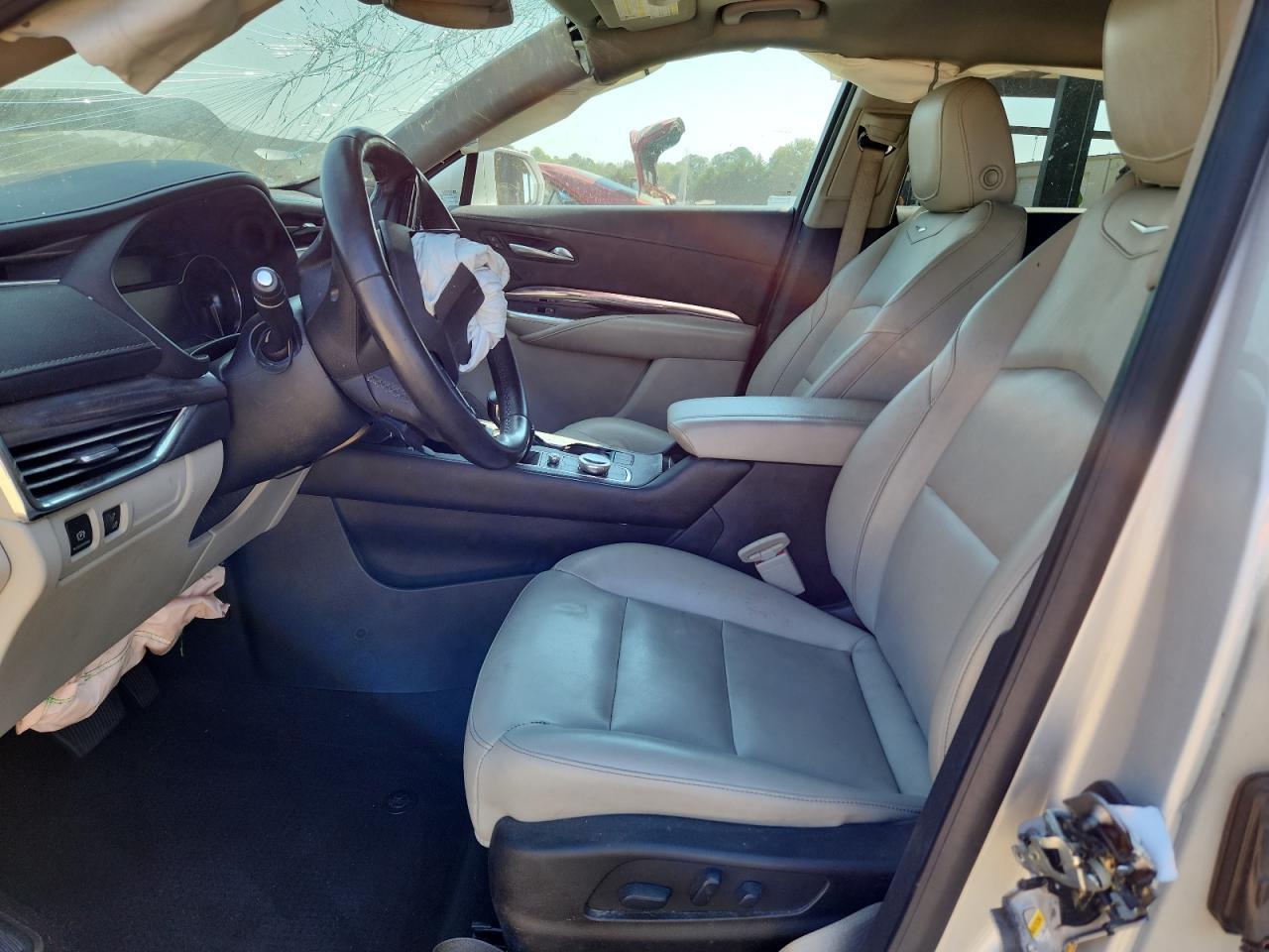 2019 CADILLAC XT4