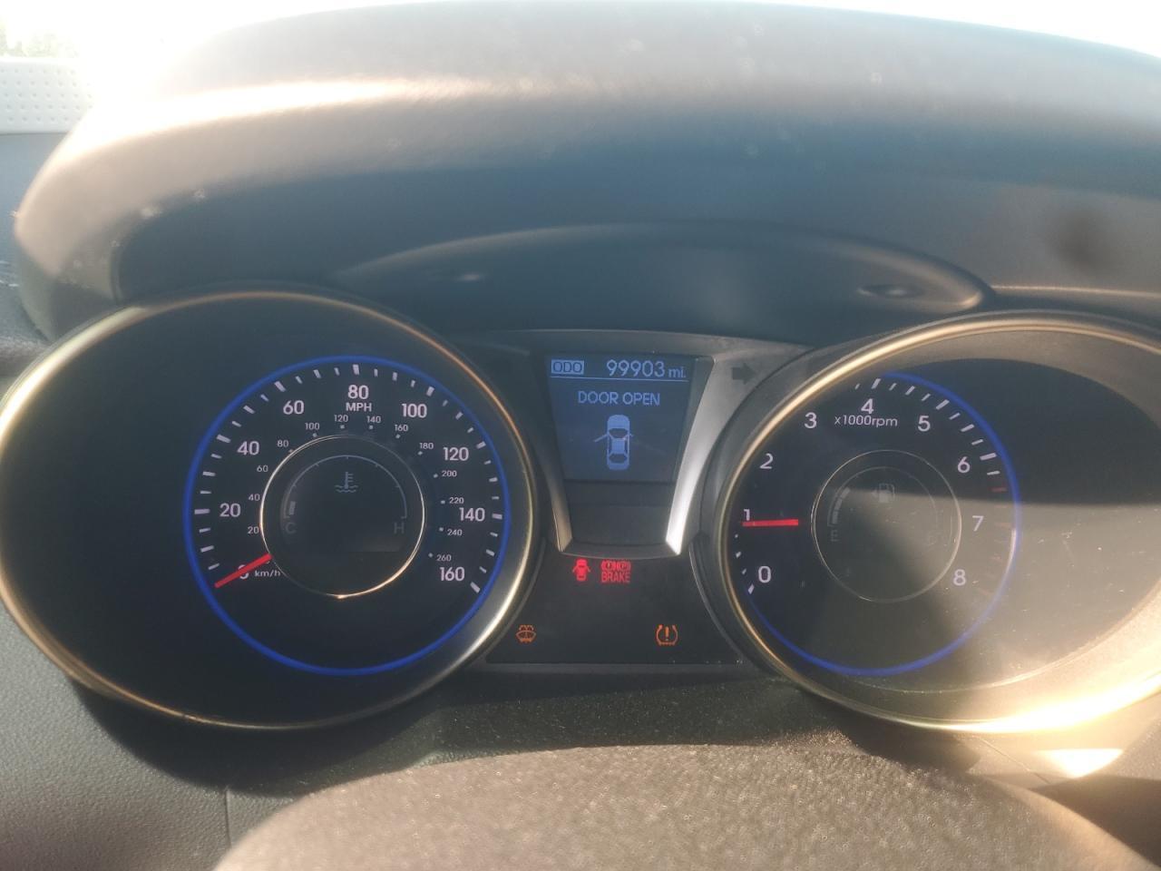 2013 HYUNDAI GENESIS