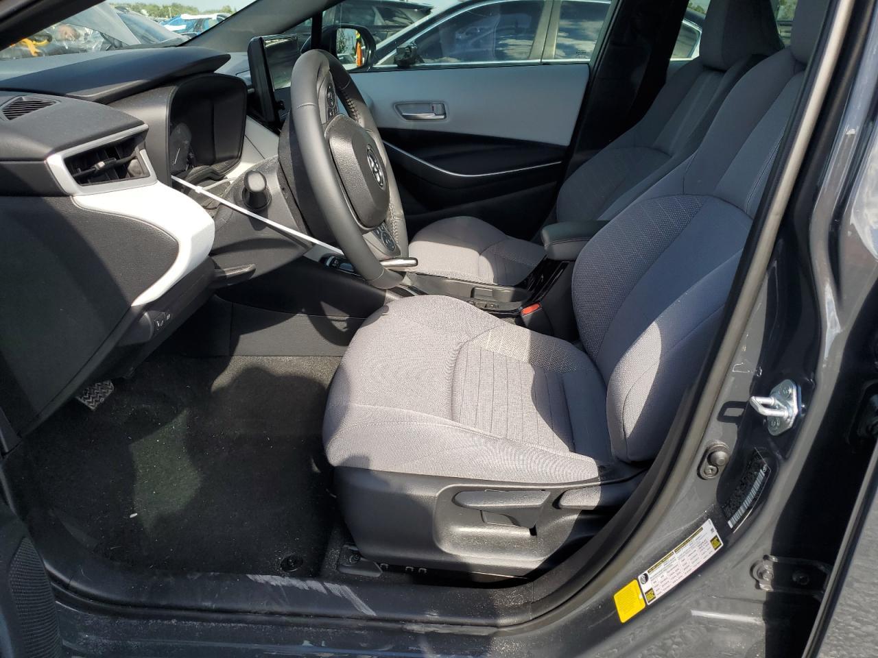 2025 TOYOTA COROLLA