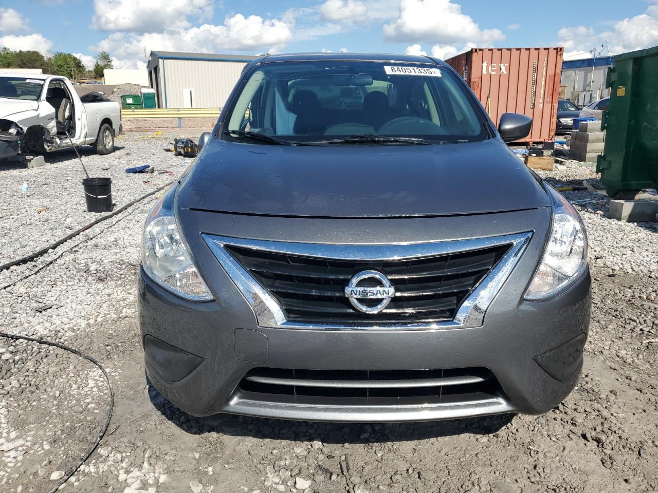 2016 NISSAN VERSA