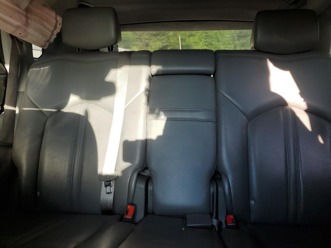 2010 CADILLAC SRX