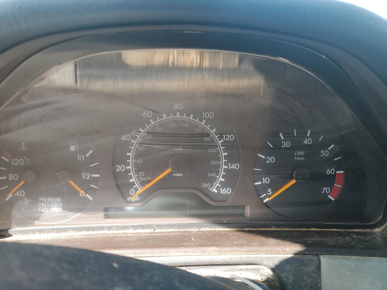 1998 MERCEDES-BENZ E-Class