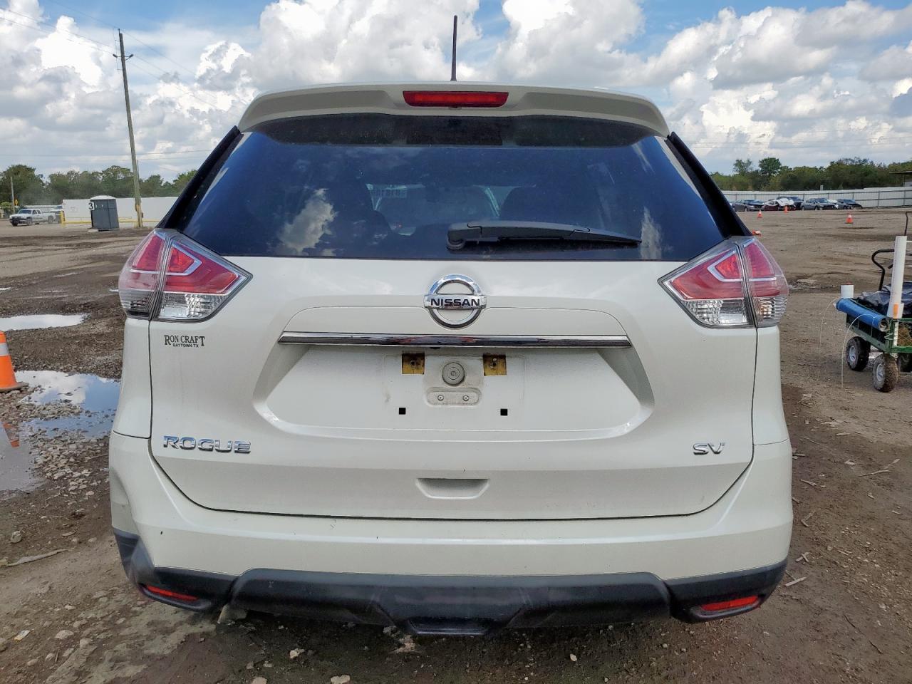 2016 NISSAN ROGUE