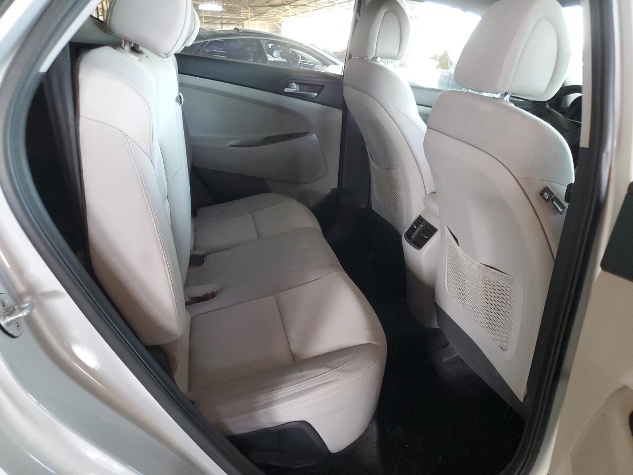 2017 HYUNDAI TUCSON