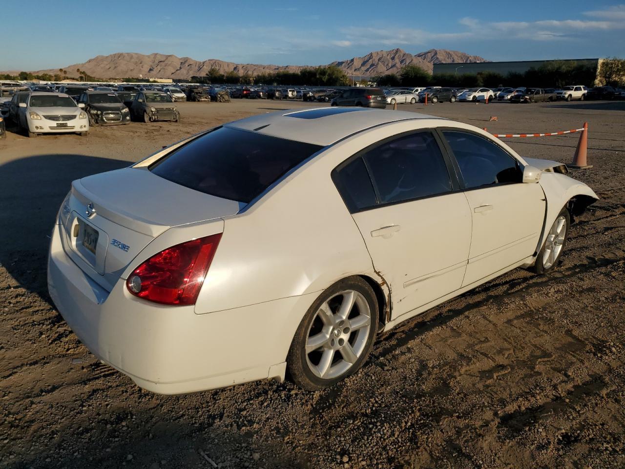 2004 NISSAN Maxima