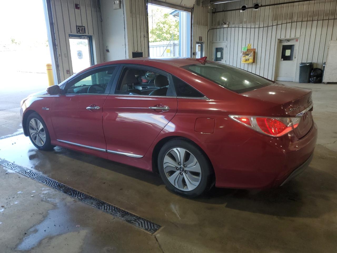 2013 HYUNDAI SONATA