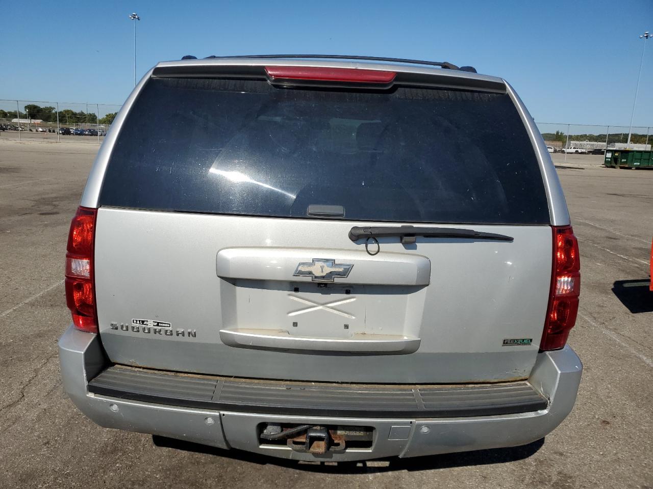 2011 CHEVROLET Suburban