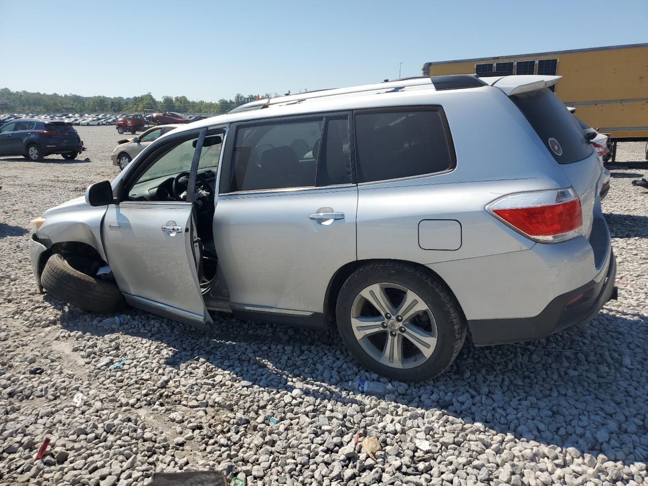 2012 TOYOTA HIGHLANDER
