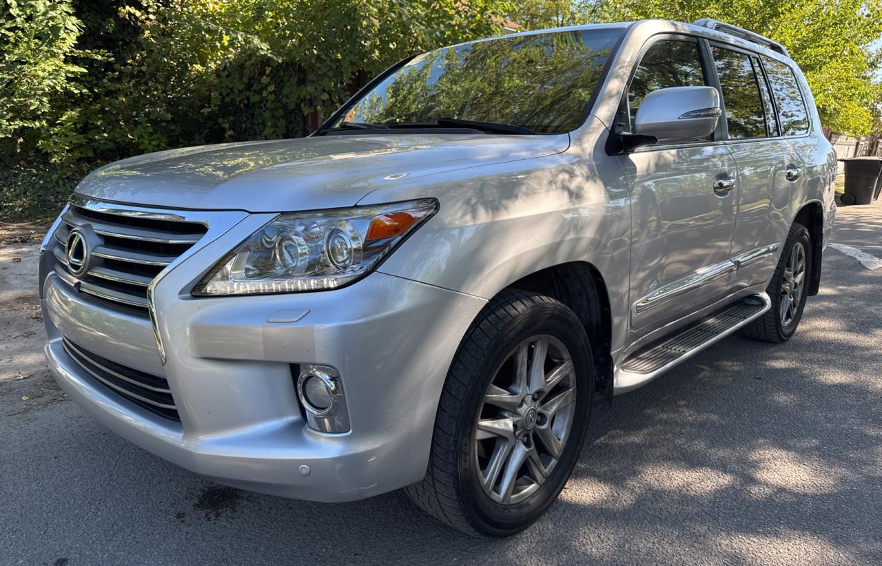 2013 LEXUS LX 570