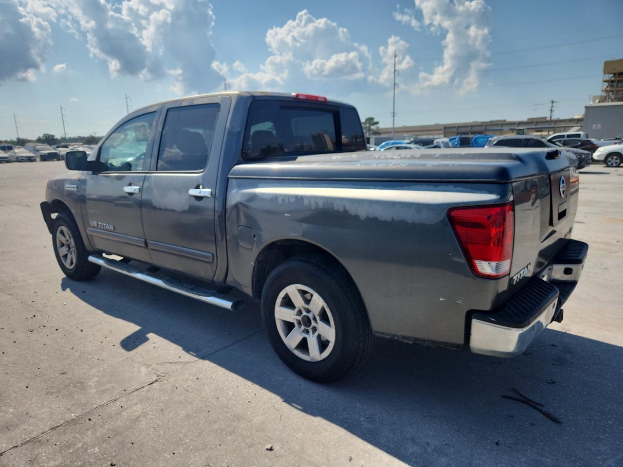 2011 NISSAN Titan