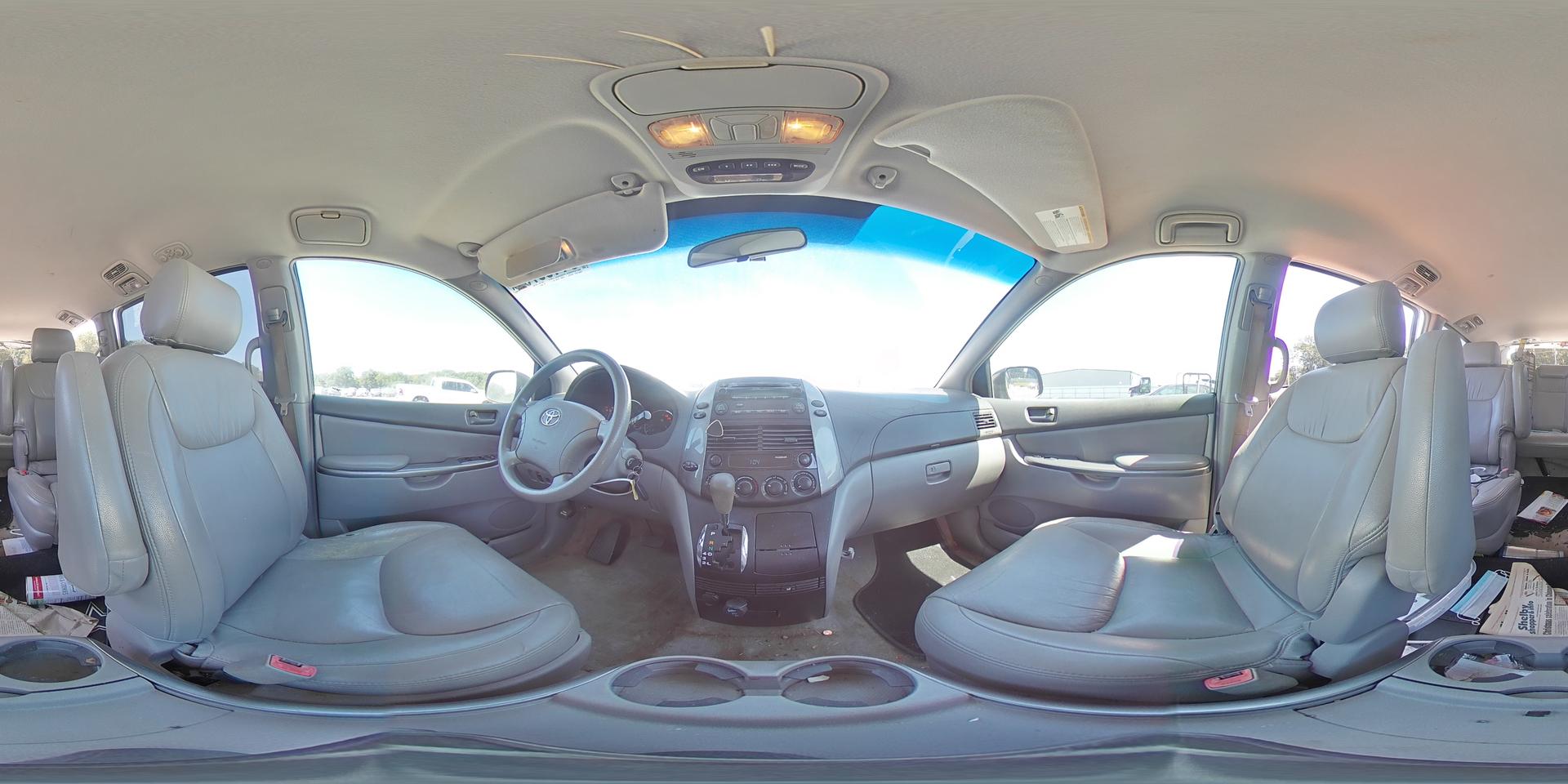 2006 TOYOTA SIENNA