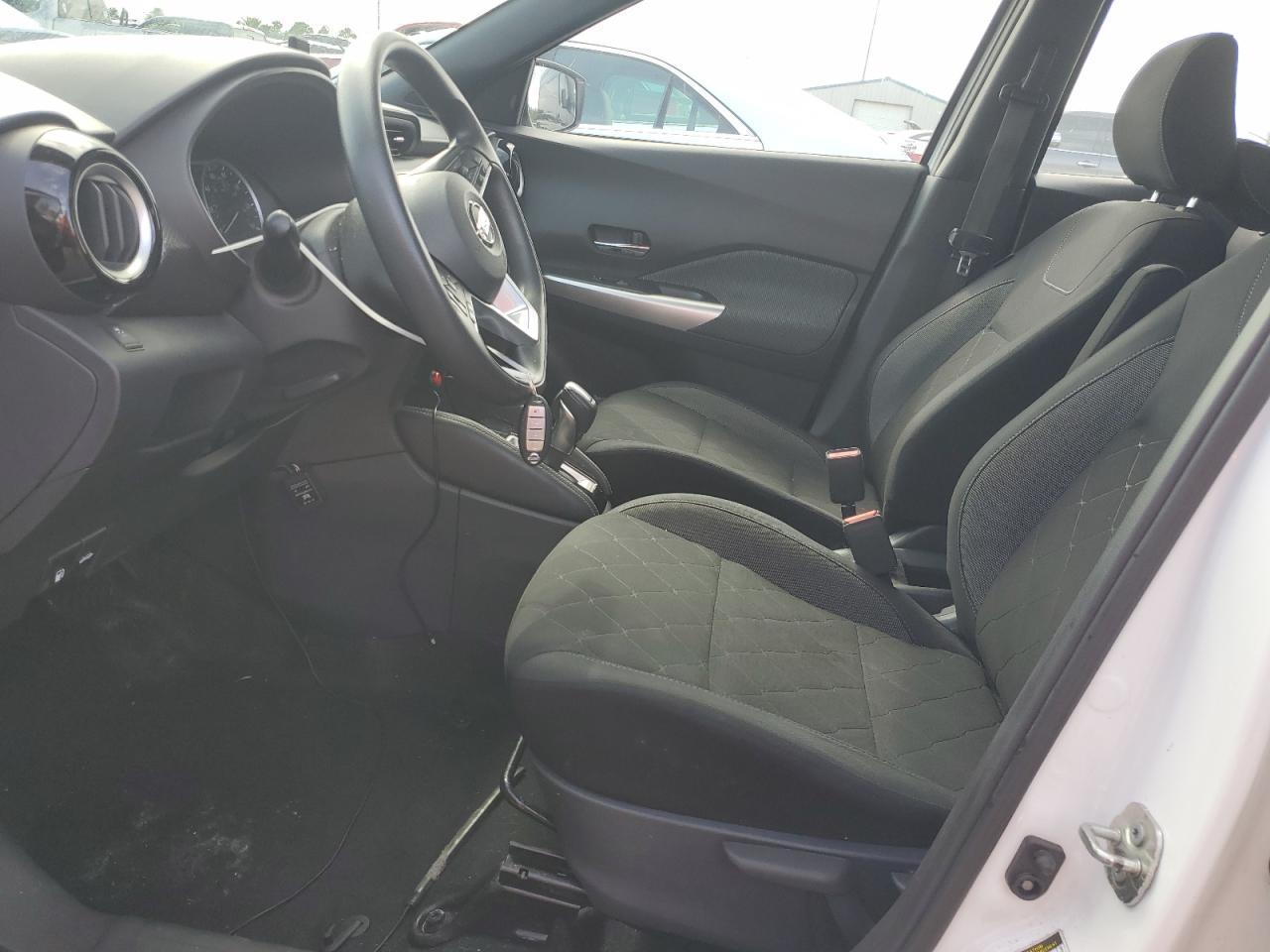 2018 NISSAN KICKS