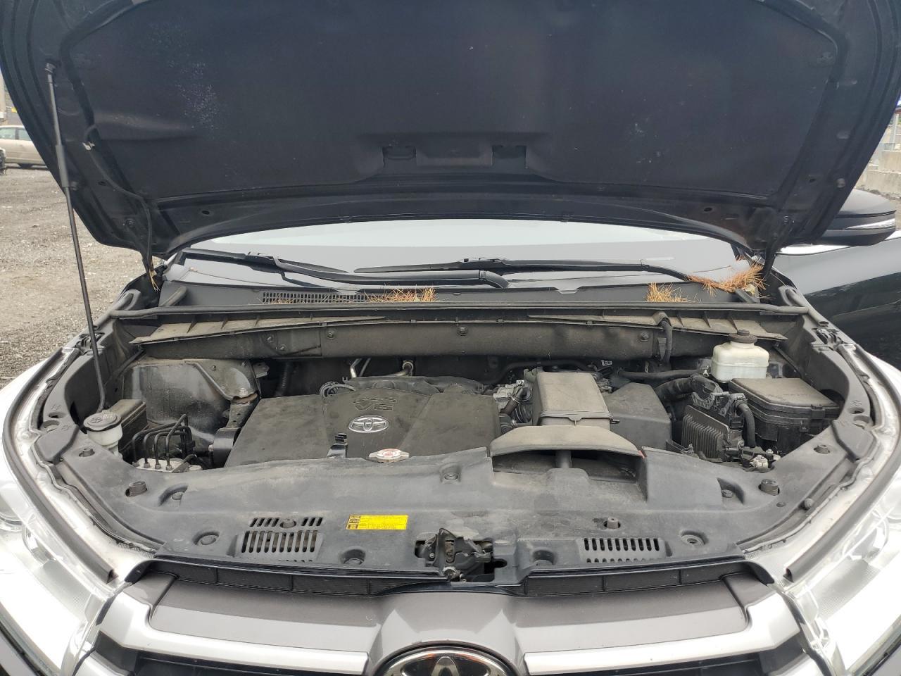 2018 TOYOTA HIGHLANDER