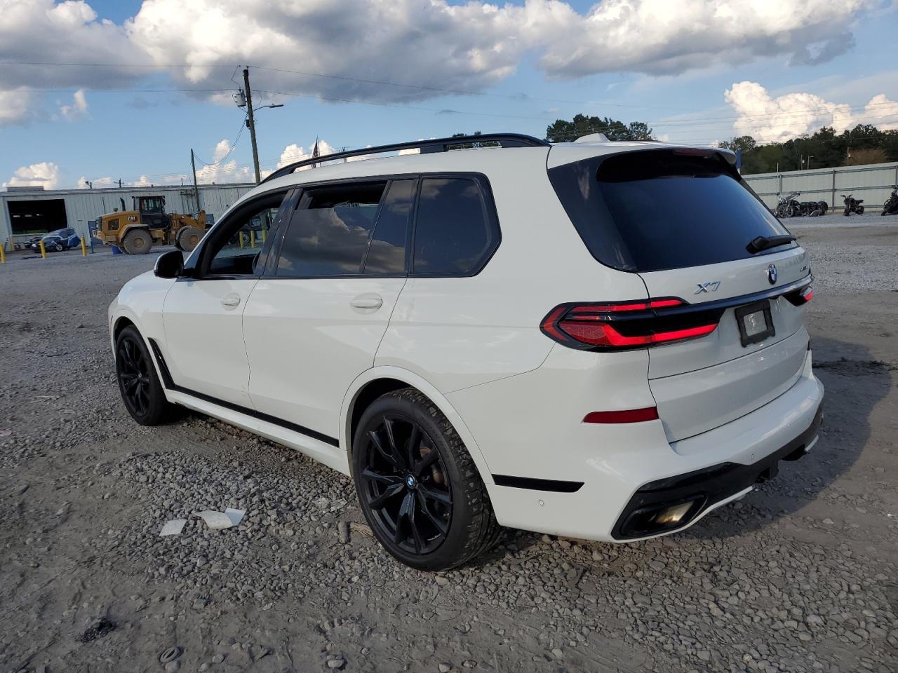 2024 BMW X7