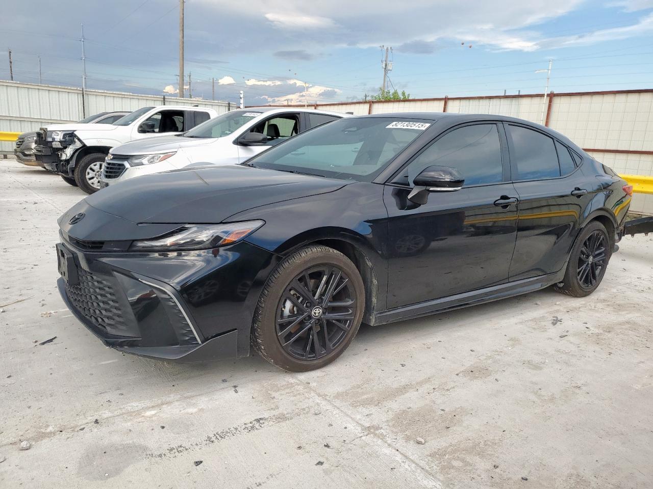 2025 TOYOTA CAMRY
