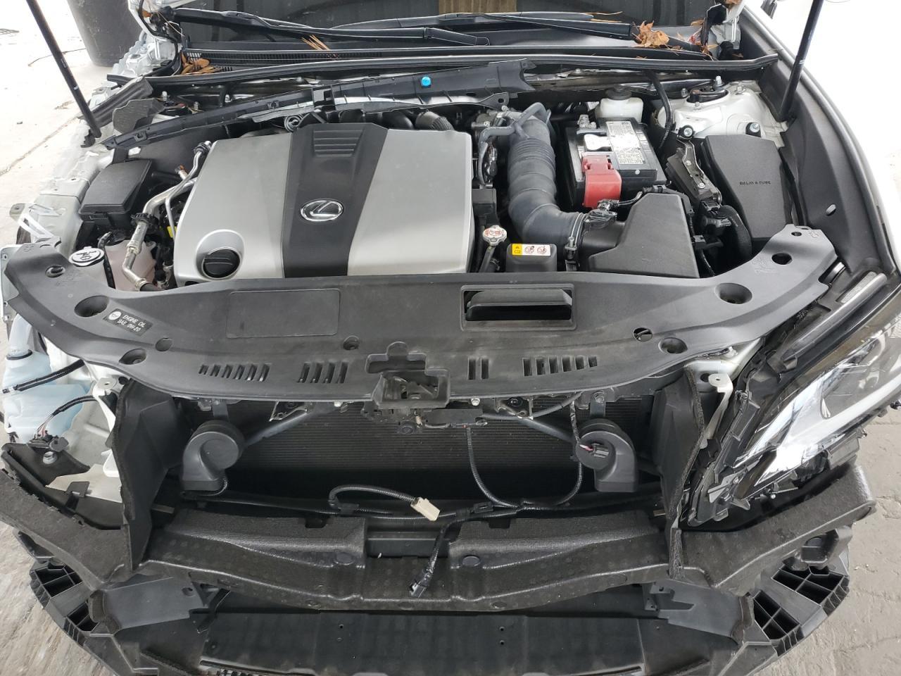 2024 LEXUS Es