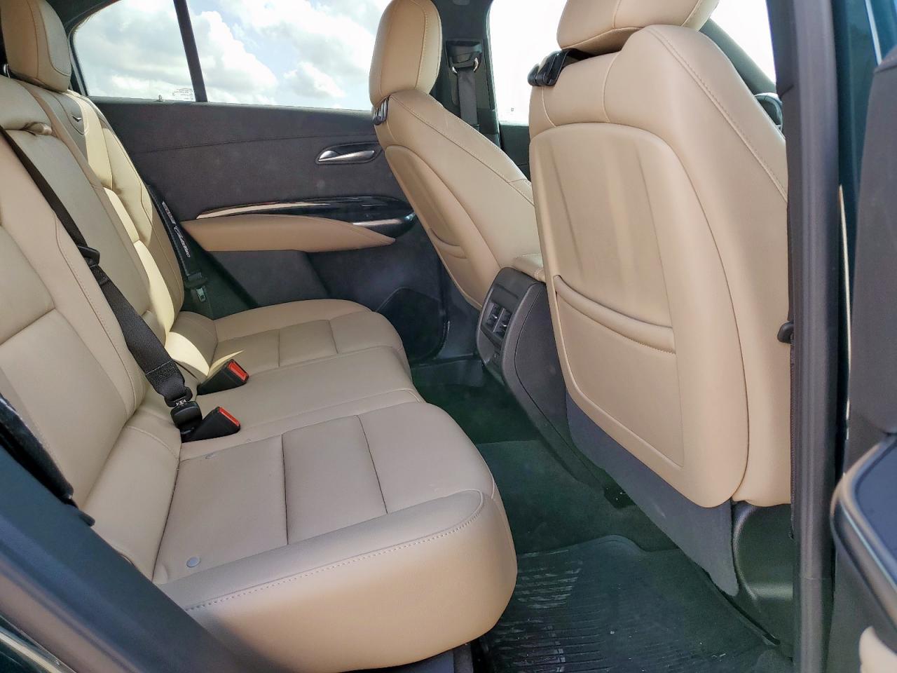 2024 CADILLAC XT4