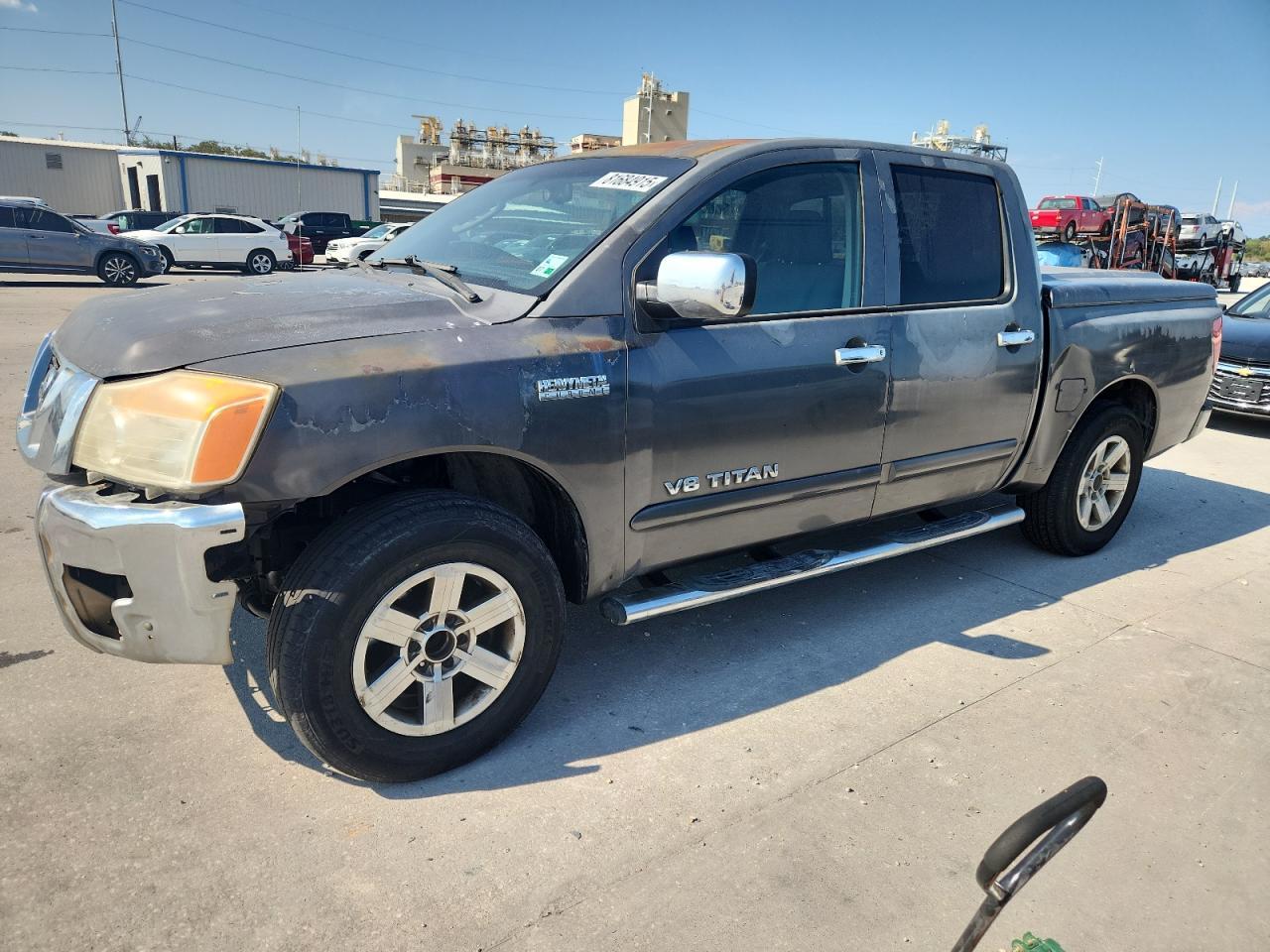 2011 NISSAN Titan