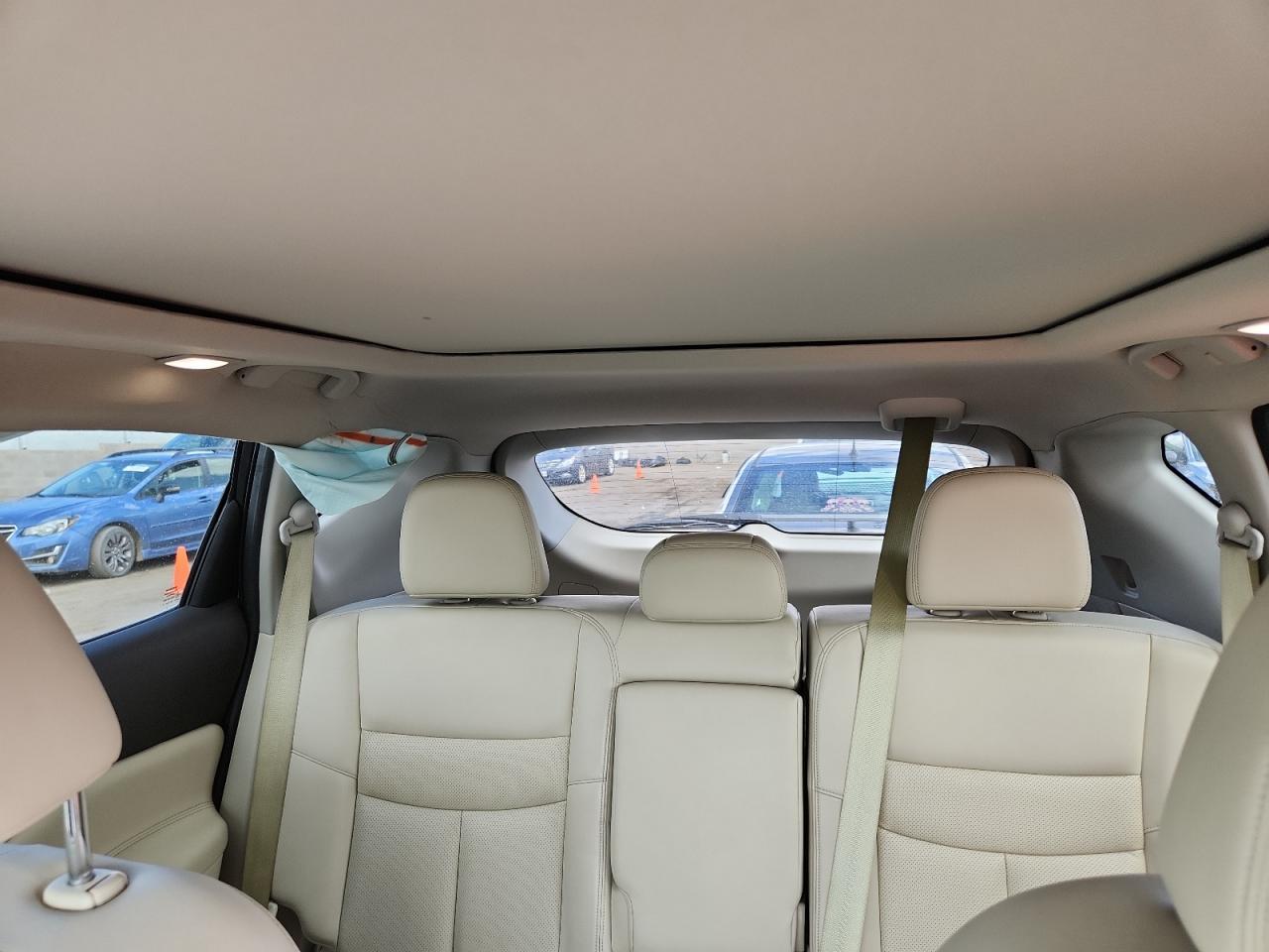2017 NISSAN MURANO