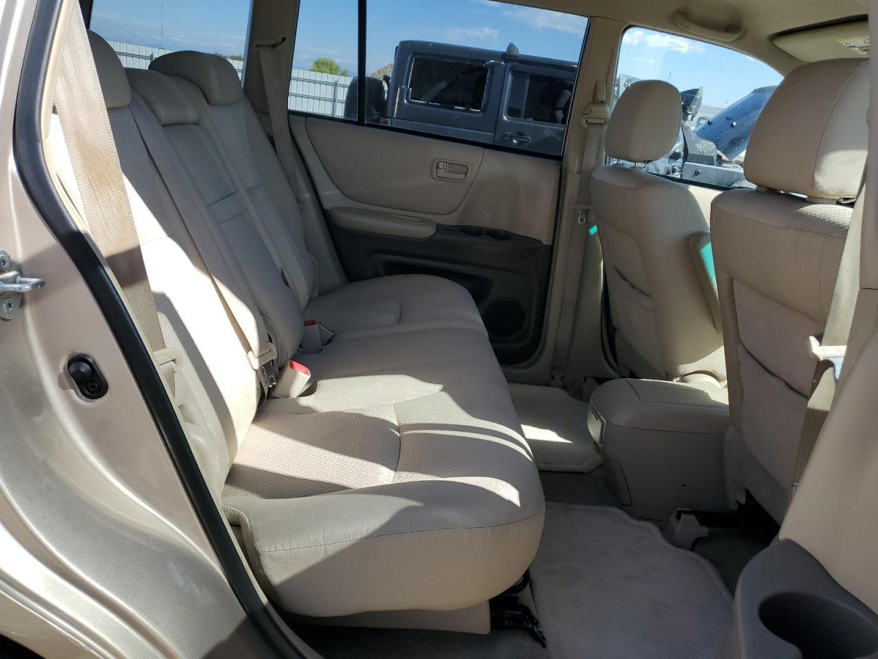 2005 TOYOTA HIGHLANDER
