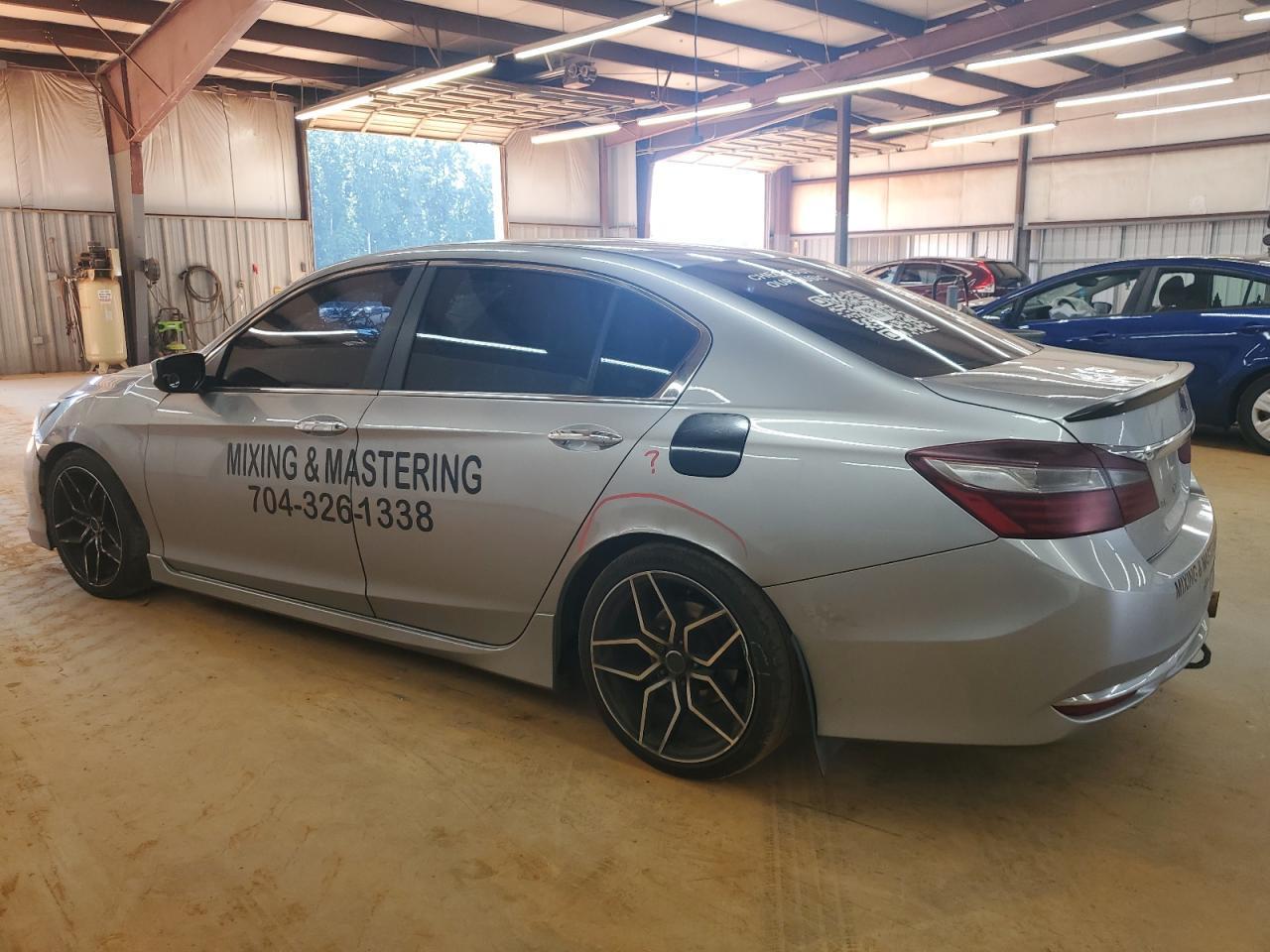 2017 HONDA ACCORD