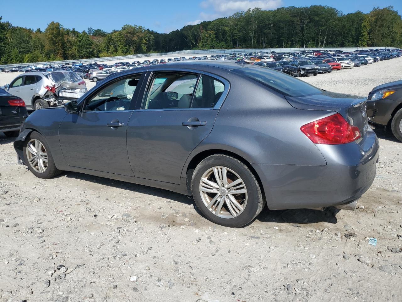 2012 INFINITI G37