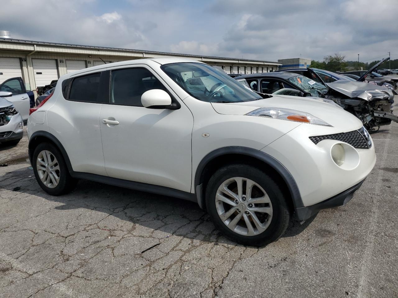 2013 NISSAN Juke