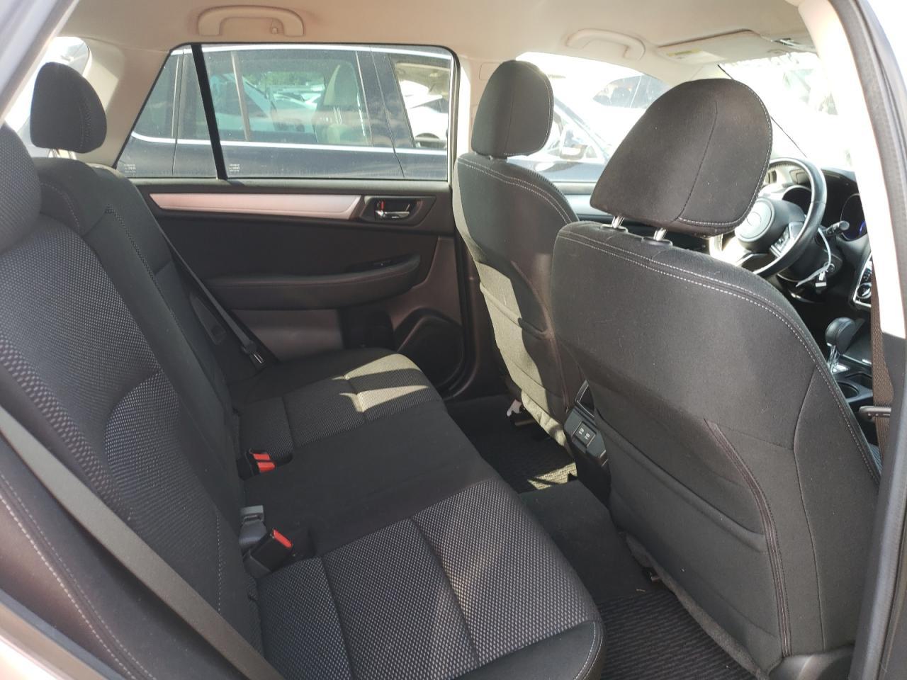 2019 SUBARU Outback