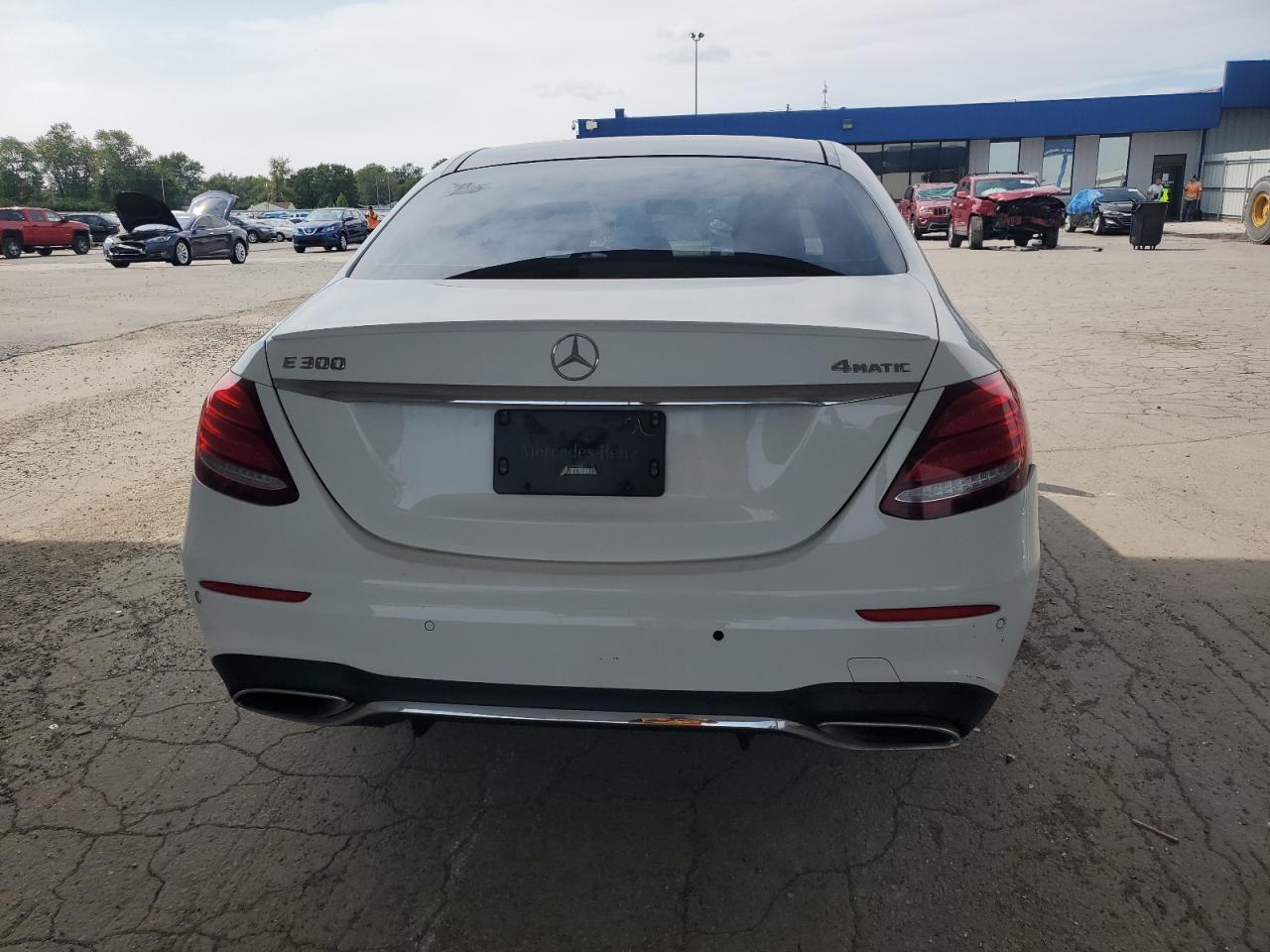 2017 MERCEDES-BENZ E-Class