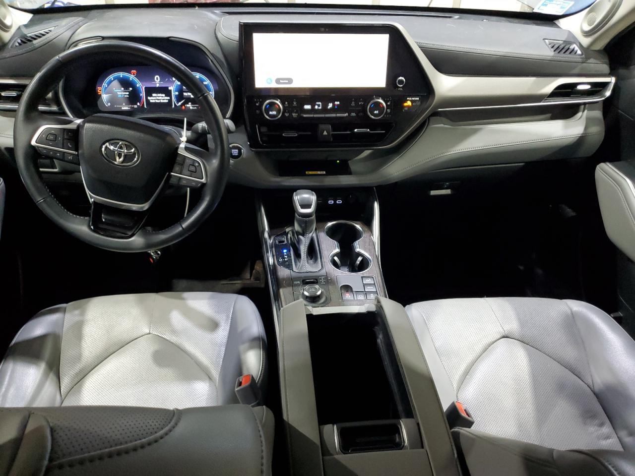 2023 TOYOTA HIGHLANDER