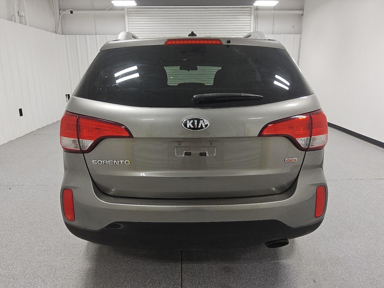 2015 KIA SORENTO