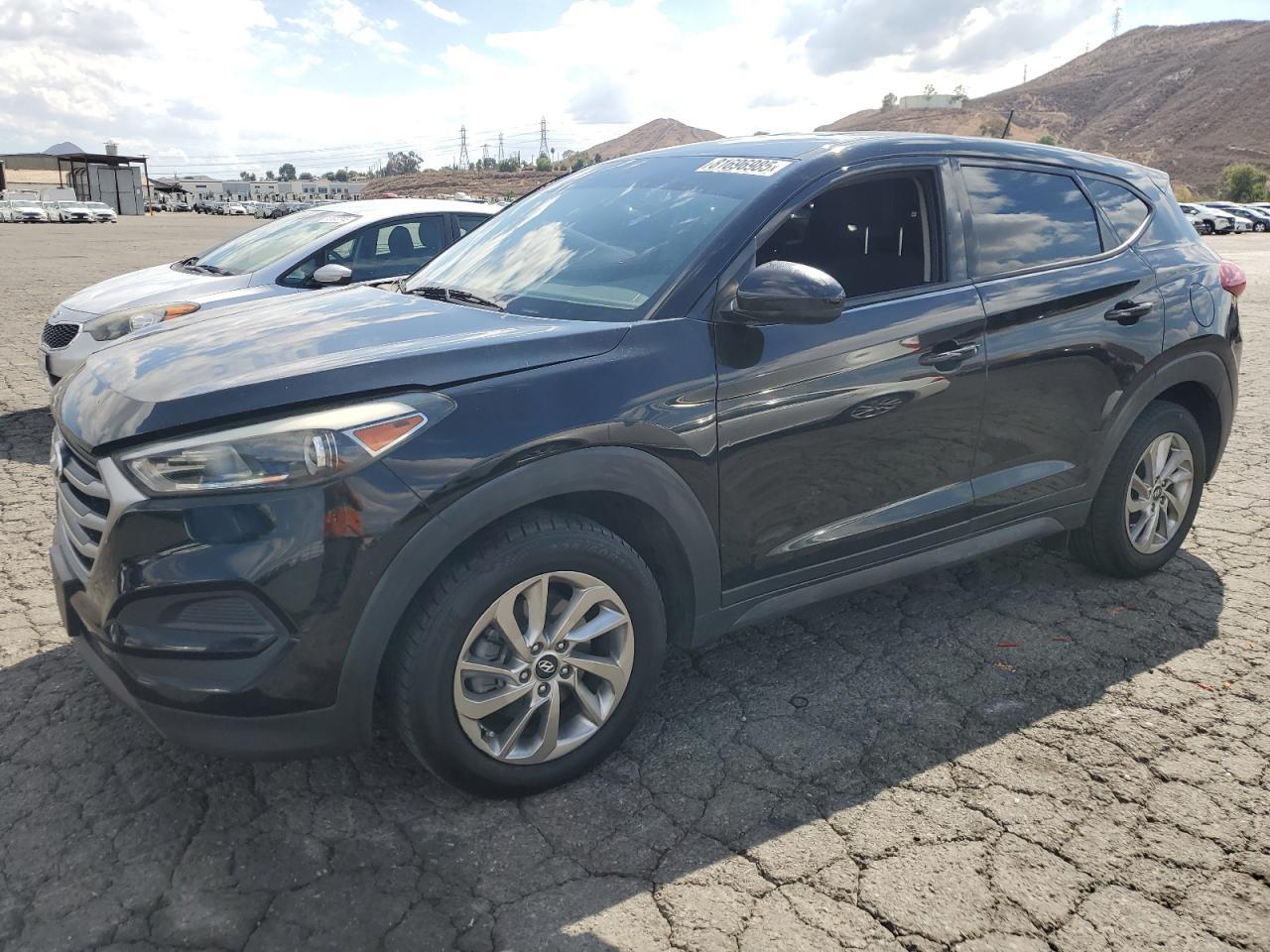 2017 HYUNDAI TUCSON