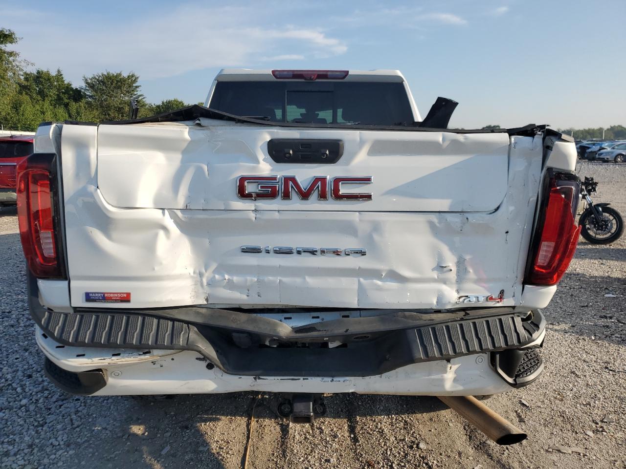 2023 GMC Sierra
