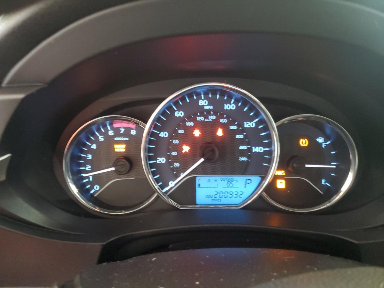 2015 TOYOTA COROLLA