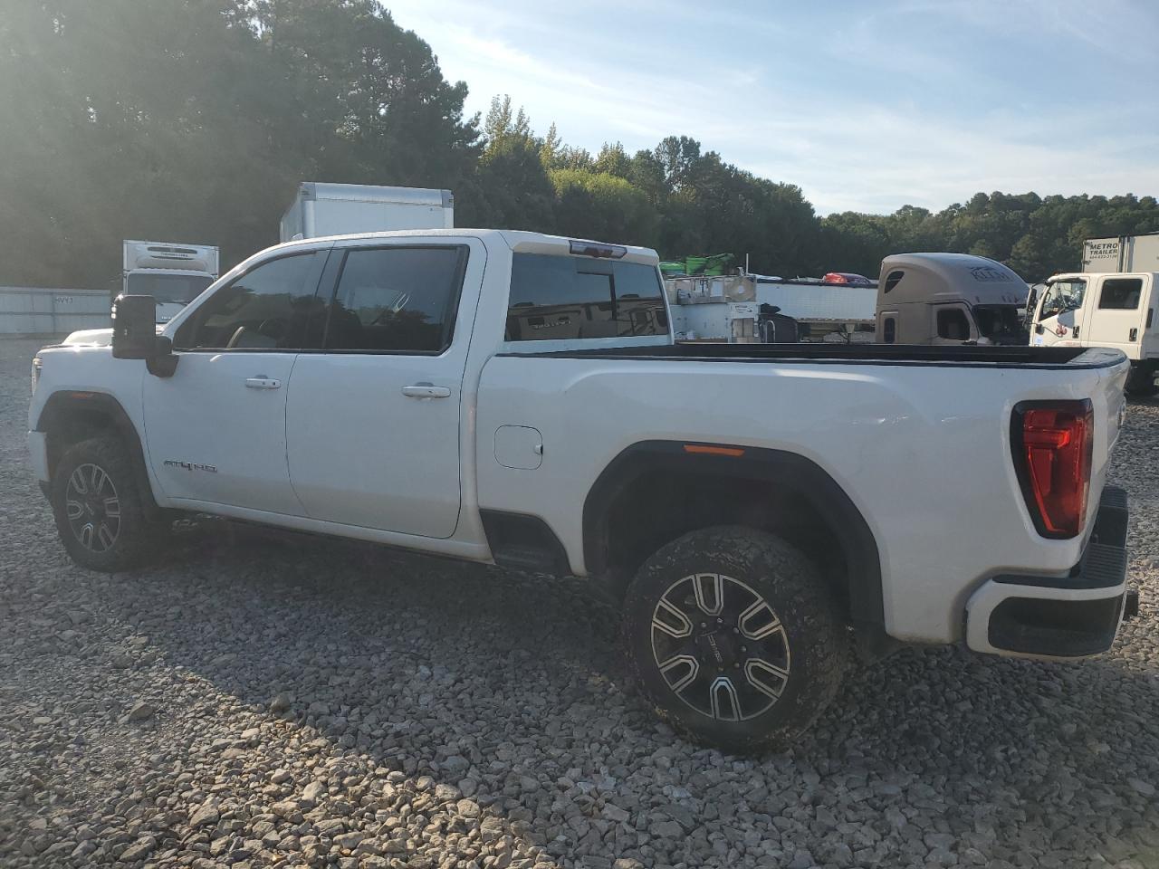 2023 GMC Sierra