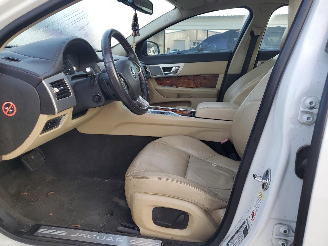 2014 JAGUAR XF