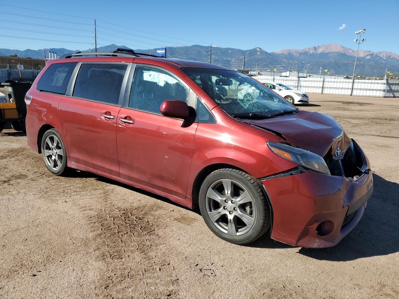 2017 TOYOTA SIENNA