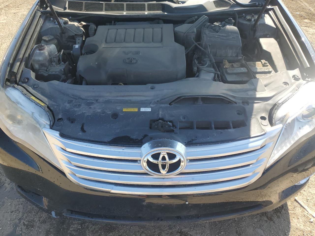2012 TOYOTA Avalon