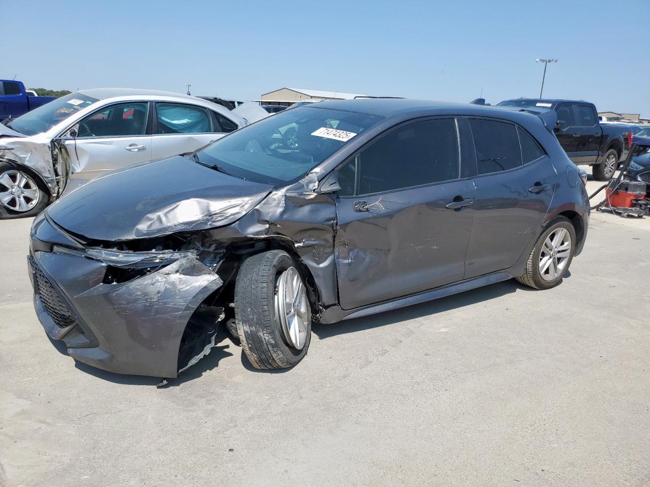 2022 TOYOTA COROLLA
