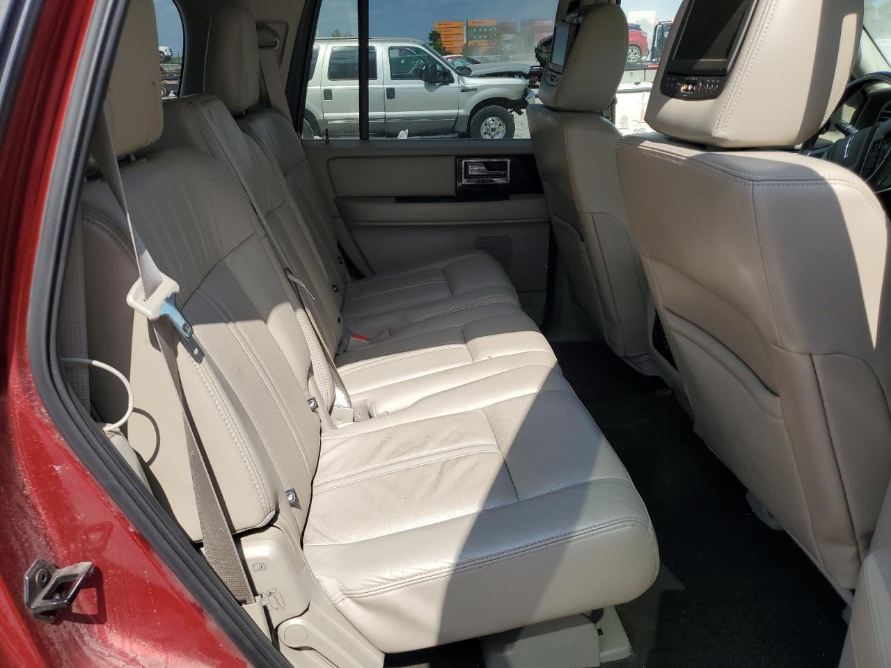 2016 LINCOLN Navigator