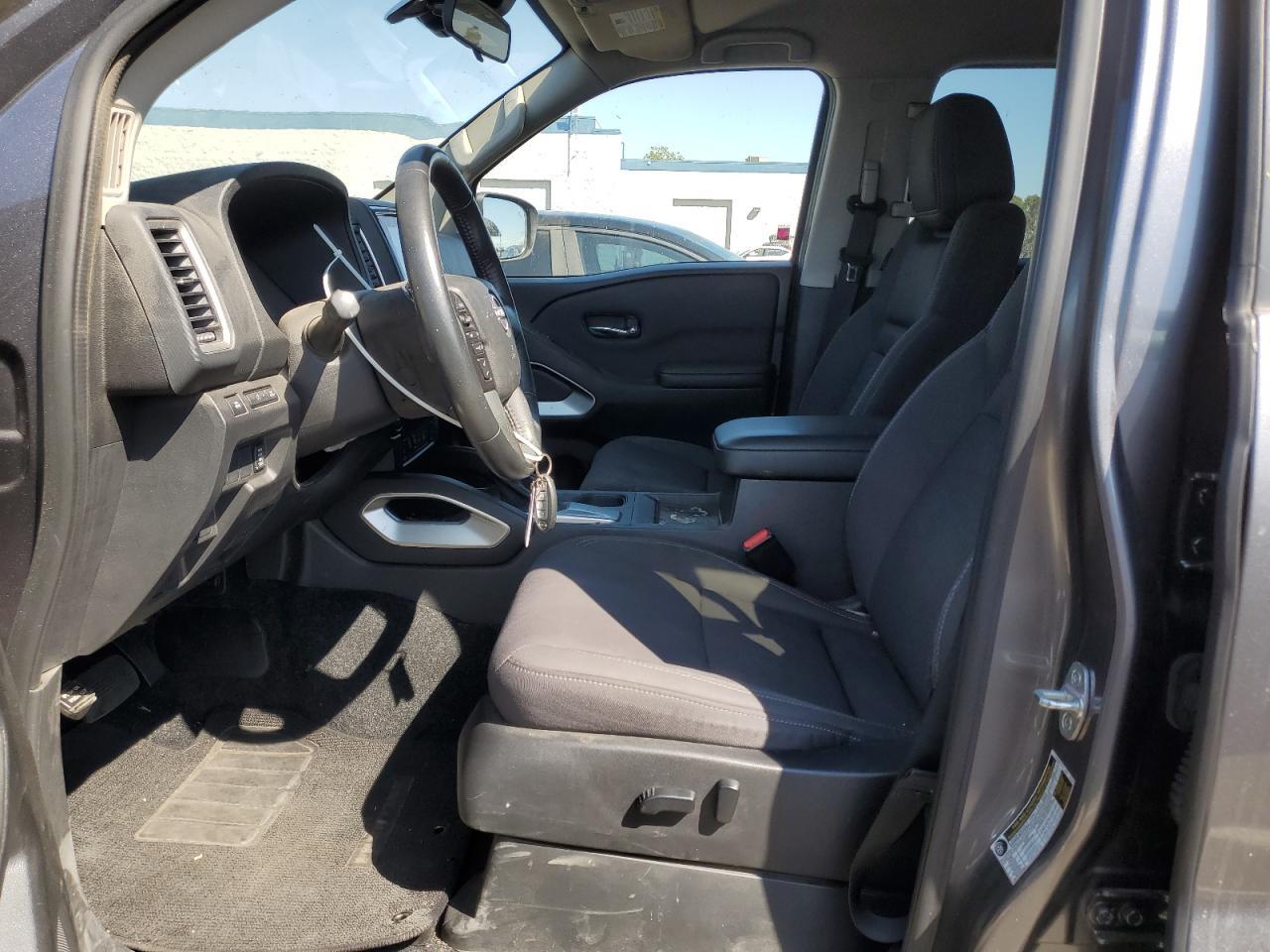 2022 NISSAN Frontier