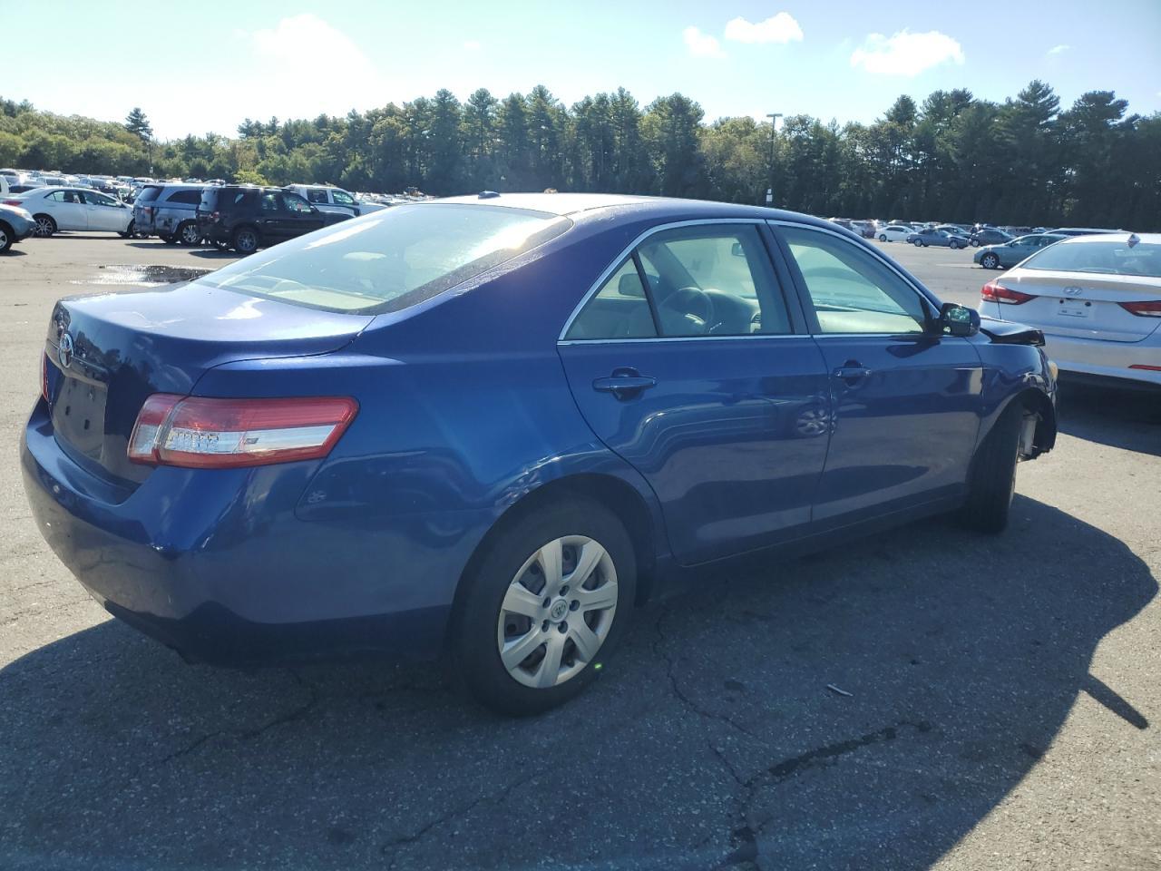 2010 TOYOTA CAMRY