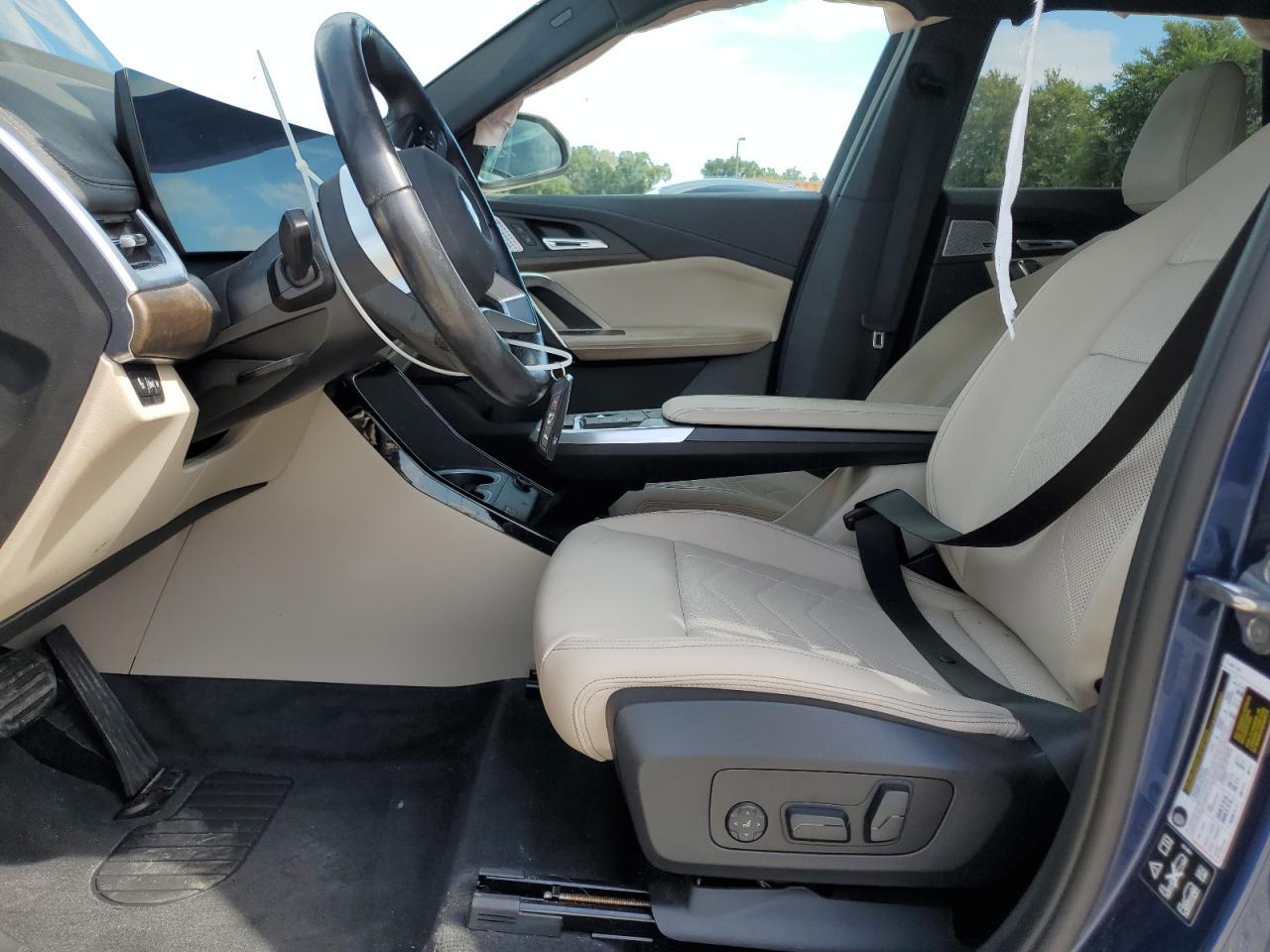2024 BMW X1