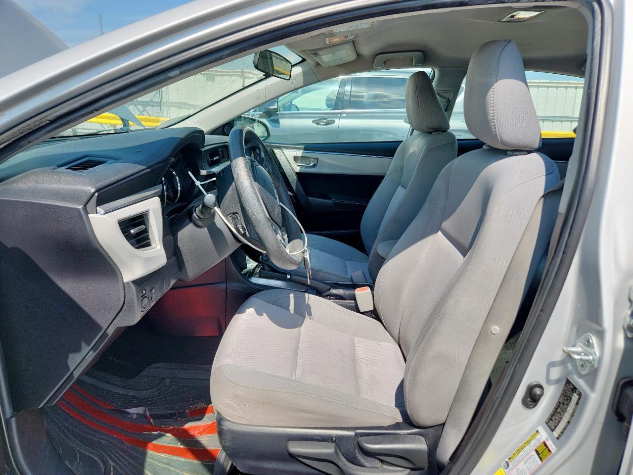 2015 TOYOTA COROLLA