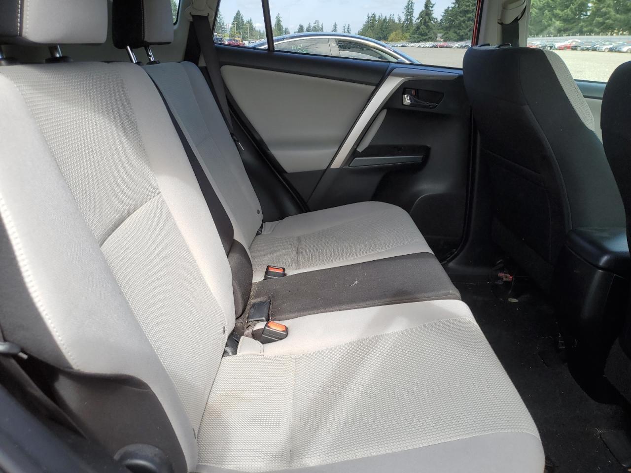 2016 TOYOTA RAV4