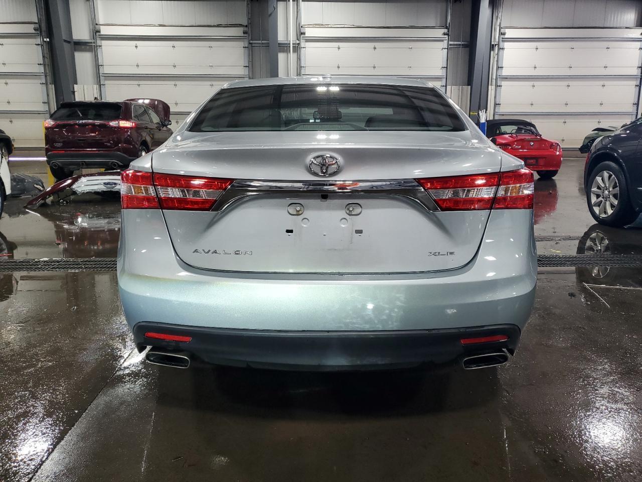 2015 TOYOTA Avalon