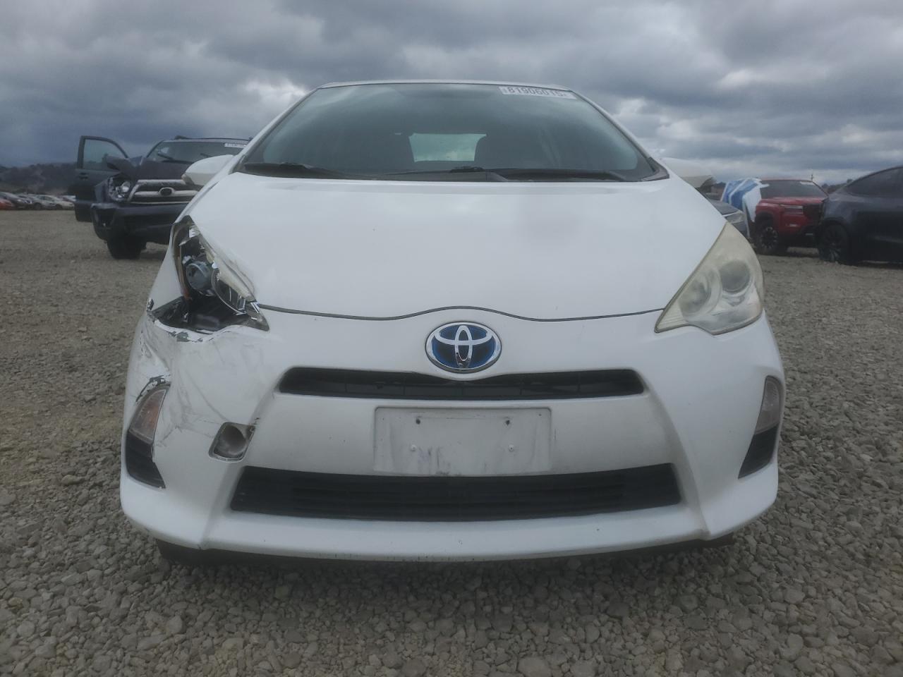 2012 TOYOTA Prius c
