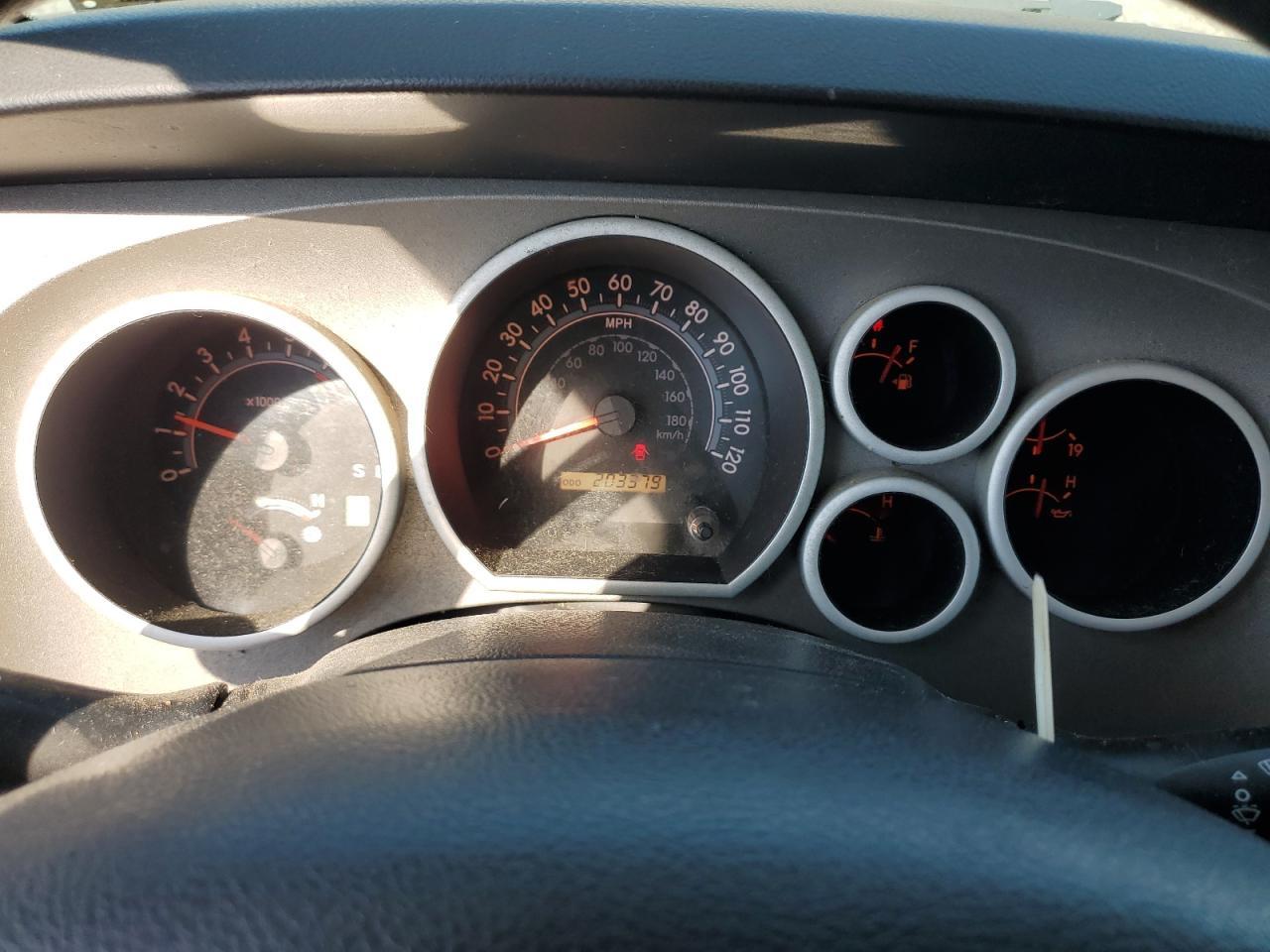 2010 TOYOTA TUNDRA