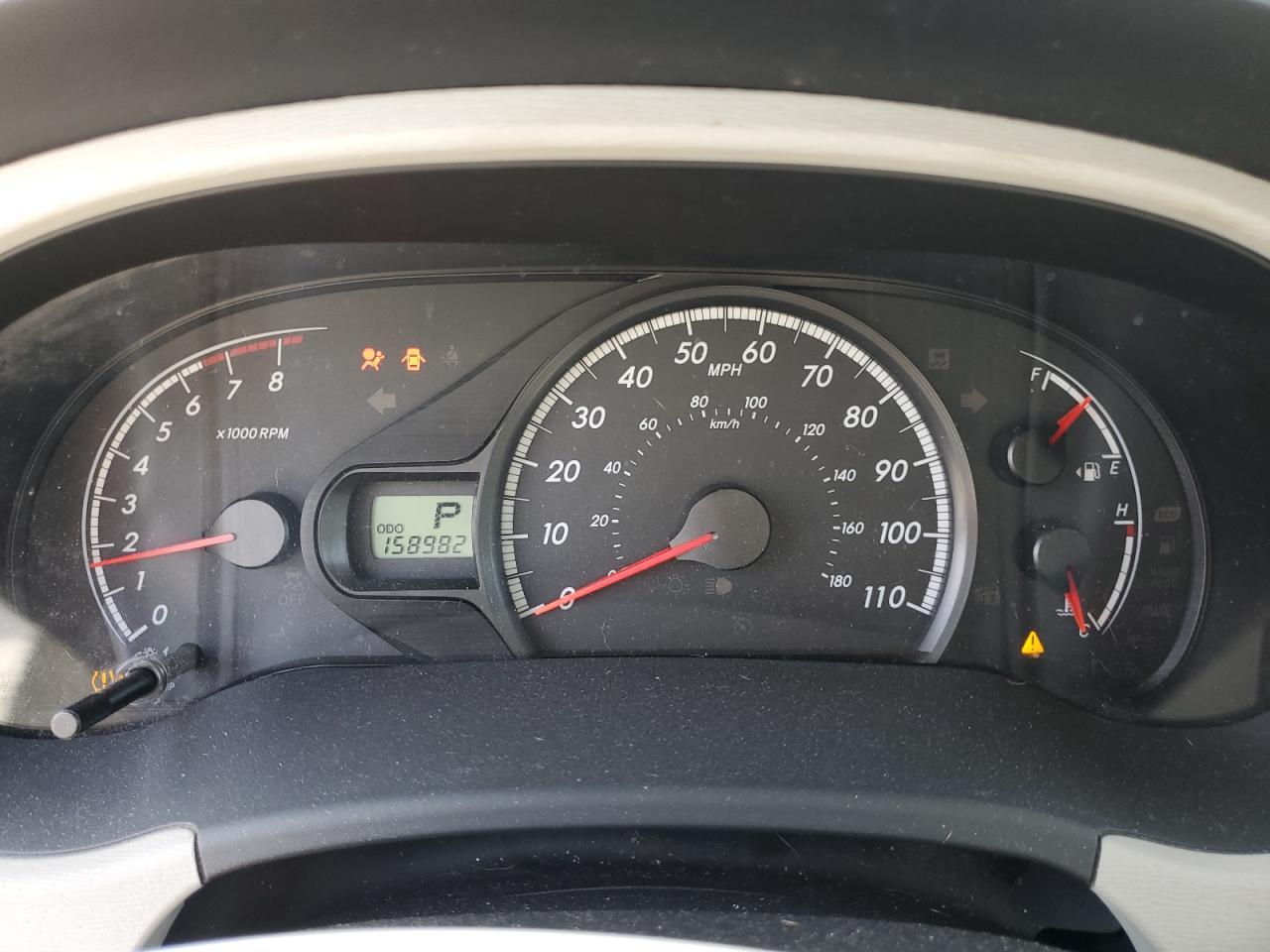 2011 TOYOTA SIENNA