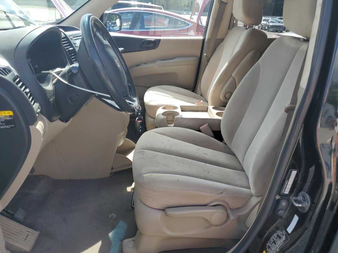 2008 HYUNDAI Entourage